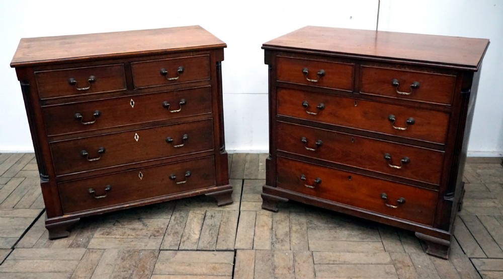 a good pair of victorian mahogany small chests of drawers