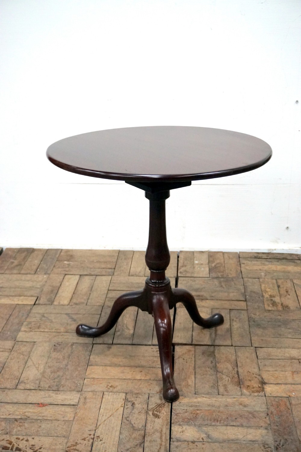 a good honest mahogany georgian tripod tilt top table