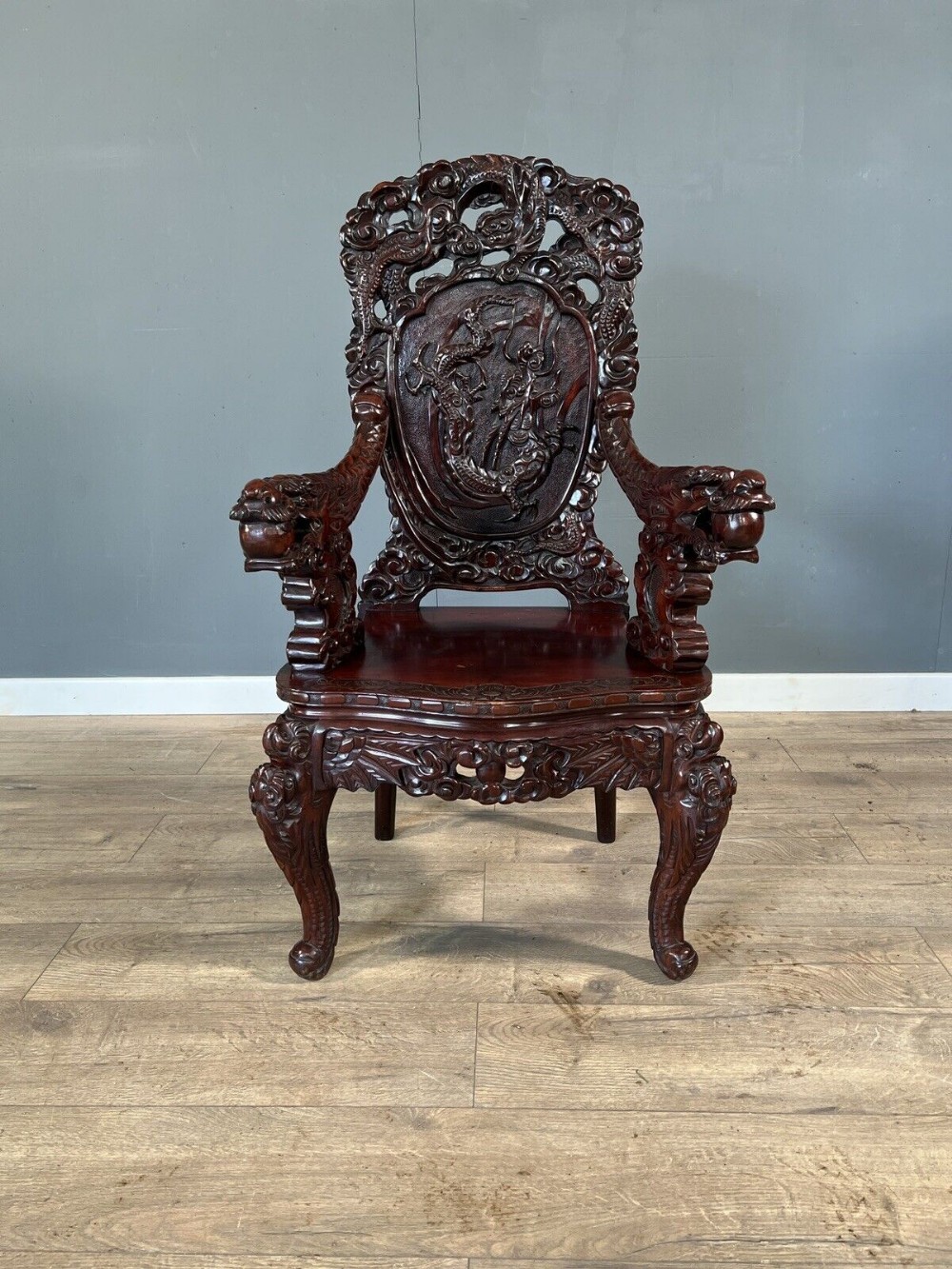 Chinese throne chair discount