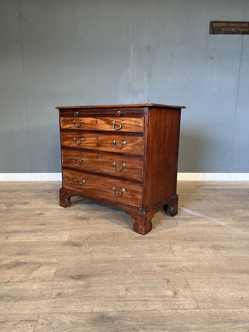 a good honest georgian 4 drawer chest of drawers